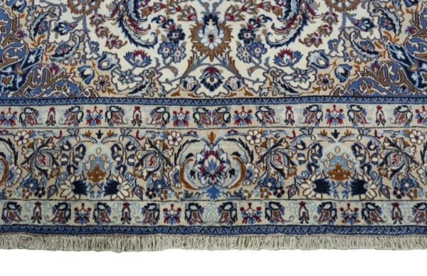 BEAUTIFUL HAND KNOTTED NAIN 9LA PERSIAN CARPET. - Image 9