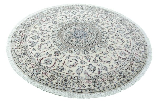 HAND KNOTTED ROUND NAIN9LA PERSIAN CARPET. - Image 9