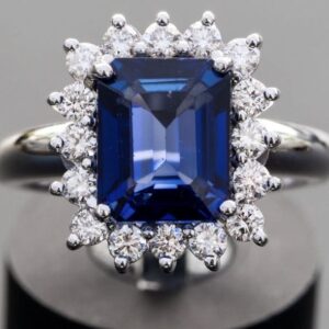 4.81 Carat Diffused Sapphire Ring With 0.70ct of VVS1 Natural Diamonds. # 167