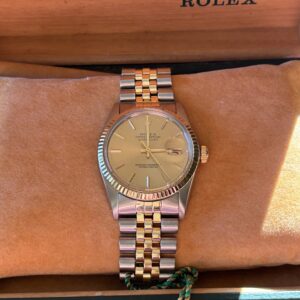 Rolex Oyster Perpetual Datejust (16013). 36mm Two Tone,Champagne Dial.