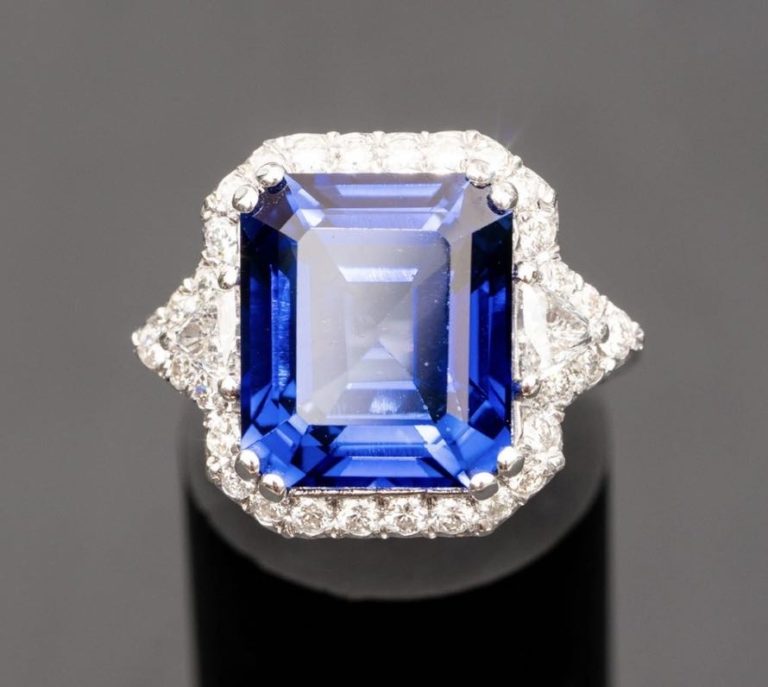 13.70ct Diffused Sapphire Ring with 1.20ct of Natural Diamonds
