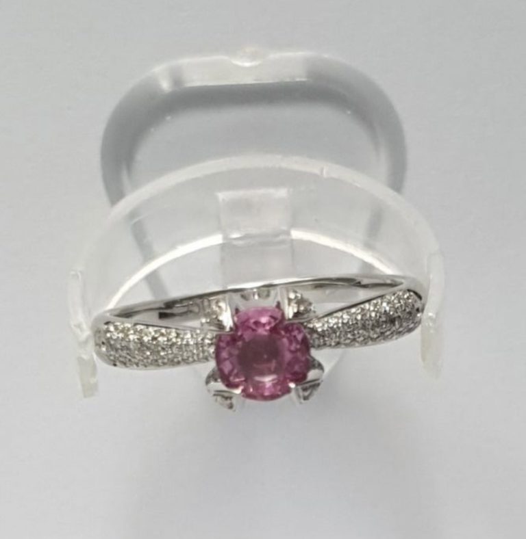 18kt white gold pink sapphire diamond ring