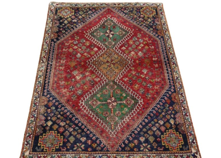 175cmX120cm SHIRAZ Hand Knotted Persian Carpet. Stock#58701